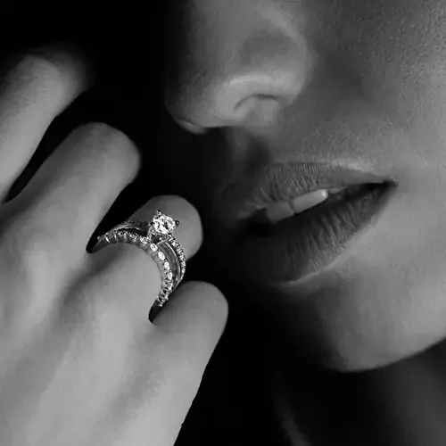 En Çok Tercih Edilen<br> Tektaş Pırlanta Yüzükler